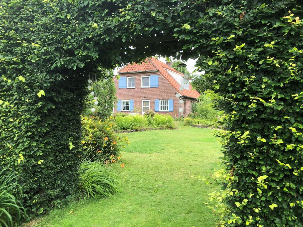 Bnb Onder De Blauwe Hemel Bed and Breakfast Vlijmen Exteriör bild